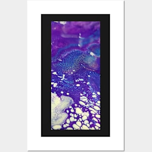 Blue and Purple bubble pour Posters and Art